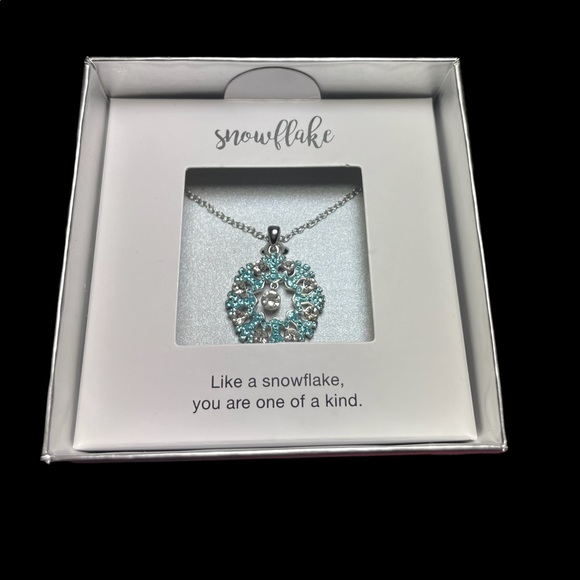 Kohl's Jewelry - 18” Silver tone Blue & Clear Crystals Snowflake Box Set